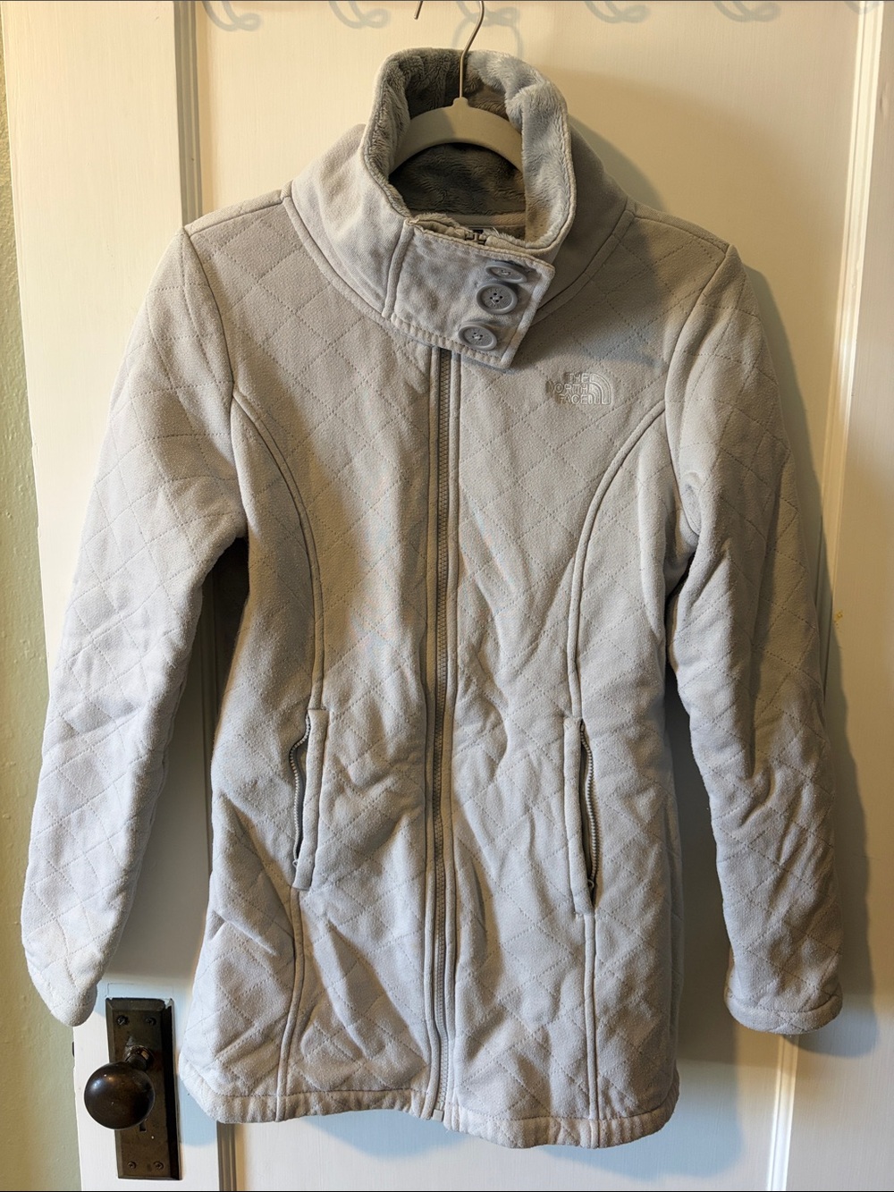 The North Face Women's Light Gray Quilted Fleece Jacket